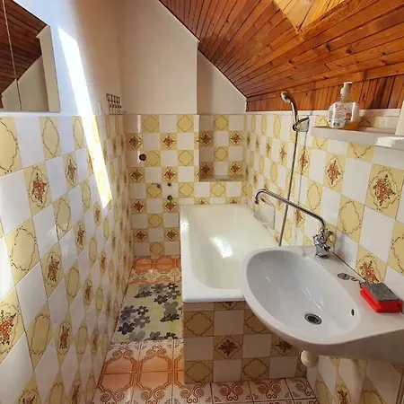 In - Balaton 20050 بيت للعطل شيوفوك