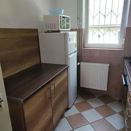 In - Balaton 20050 شيوفوك