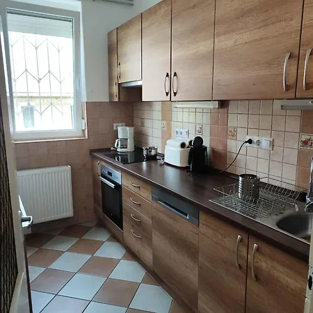 In - Balaton 20050 度假居 *