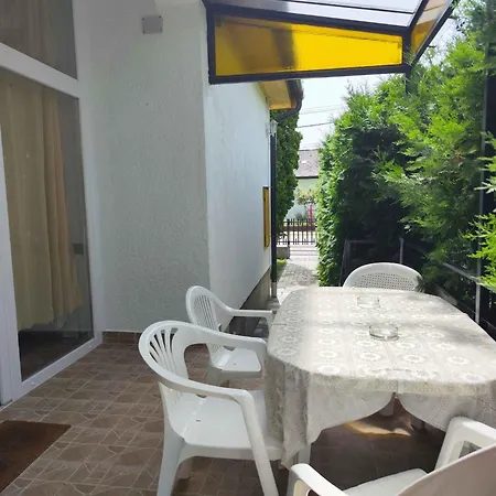 In - Balaton 20050 بيت للعطل شيوفوك