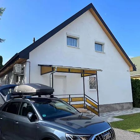 In - Balaton 20050 度假居 *