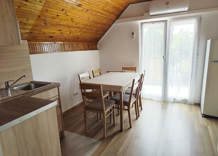 In - Balaton 20050 Сasa de vacaciones Siófok