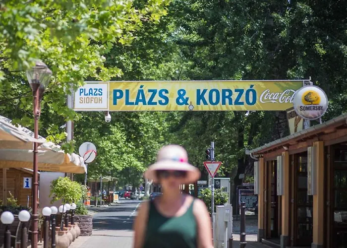 In - Balaton 20050 *