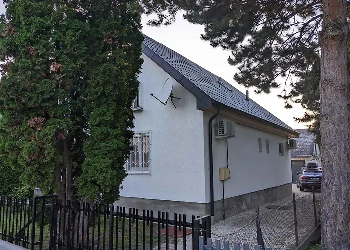 In - Balaton 20050 Сasa de vacaciones